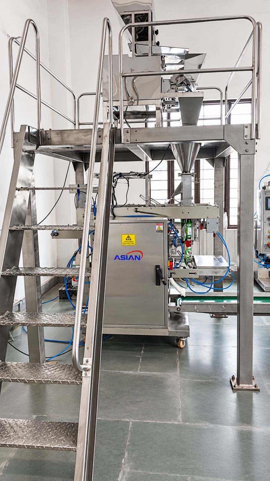 Collar Type Packing Machine with Cup Filler & Compressor 2