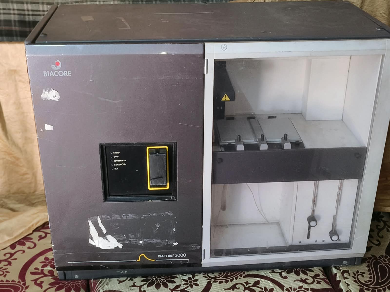 1. JEOL JNM-ECX-300 FT NMR (Nuclear Magnetic Resonance) Spectrometer 2. Biacore 3000 Surface Plasmon Resonance (SPR) System 3. Nihon Seiki NH-80 Series Refrigerated Air Dryer (Model variant matchingNH-8007N / NH-8012N) 4. Alpha Innotech AlphaImager EC MultiImage Light Cabinet 7