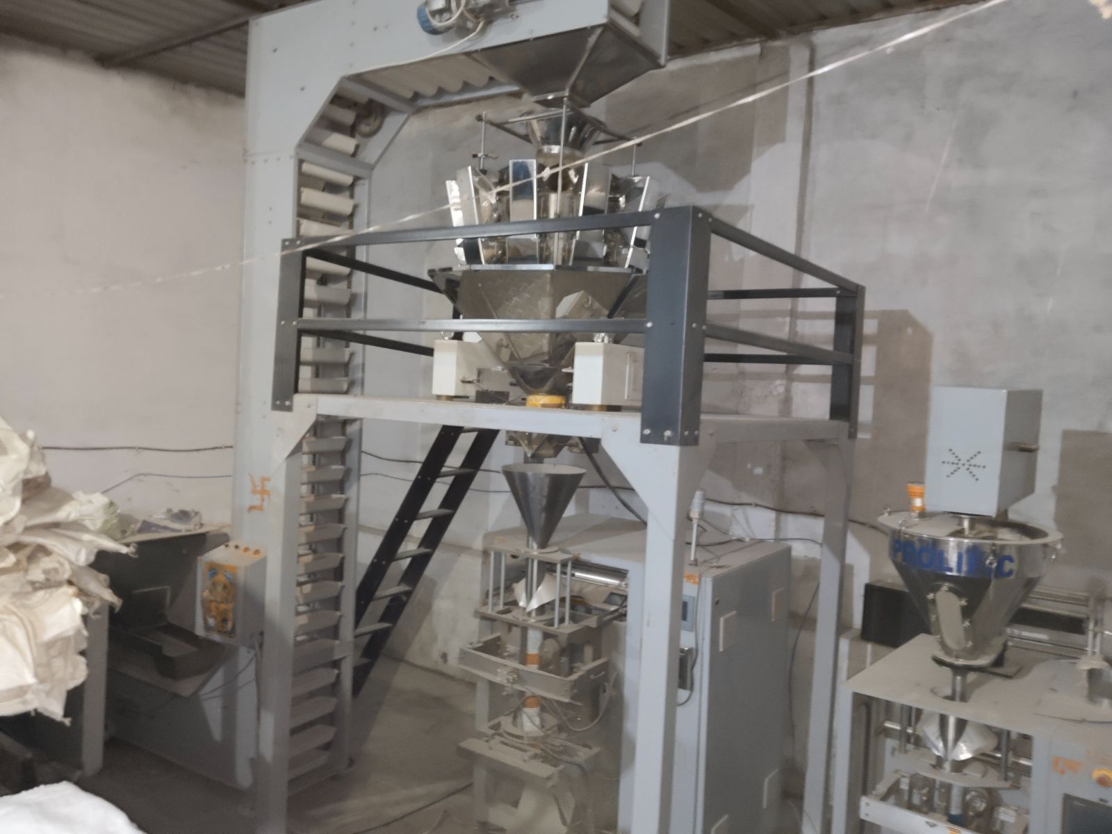 Raw food packing machine packing tech 2