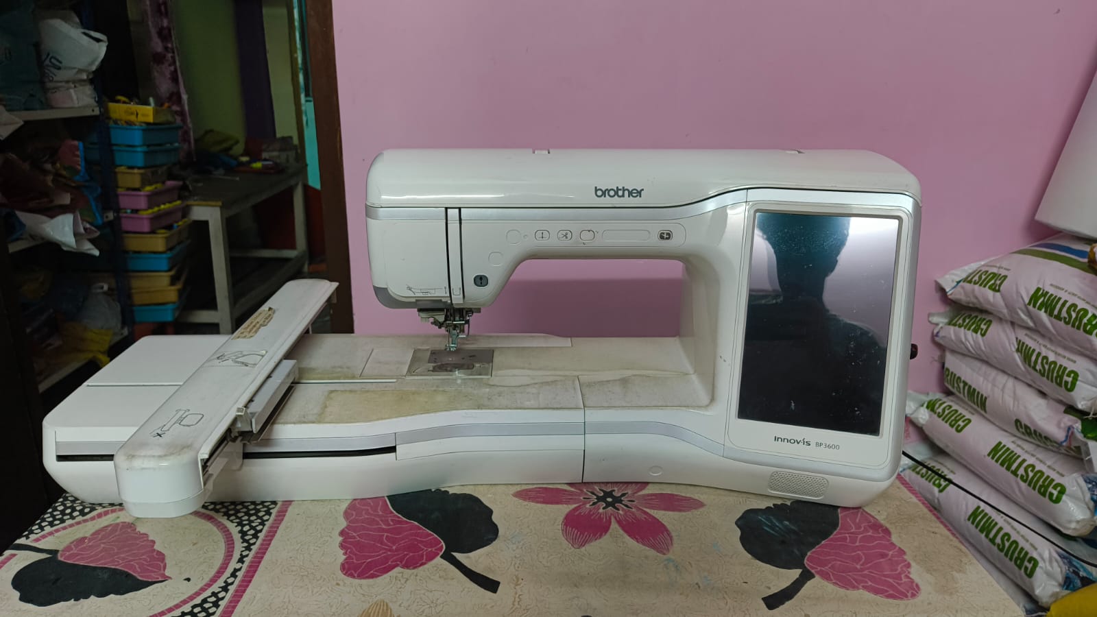 Brother Innov-is BP3600 Embroidery Machine - Fully Working