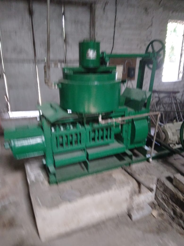 Steam based oil expeller 1 TPD 7