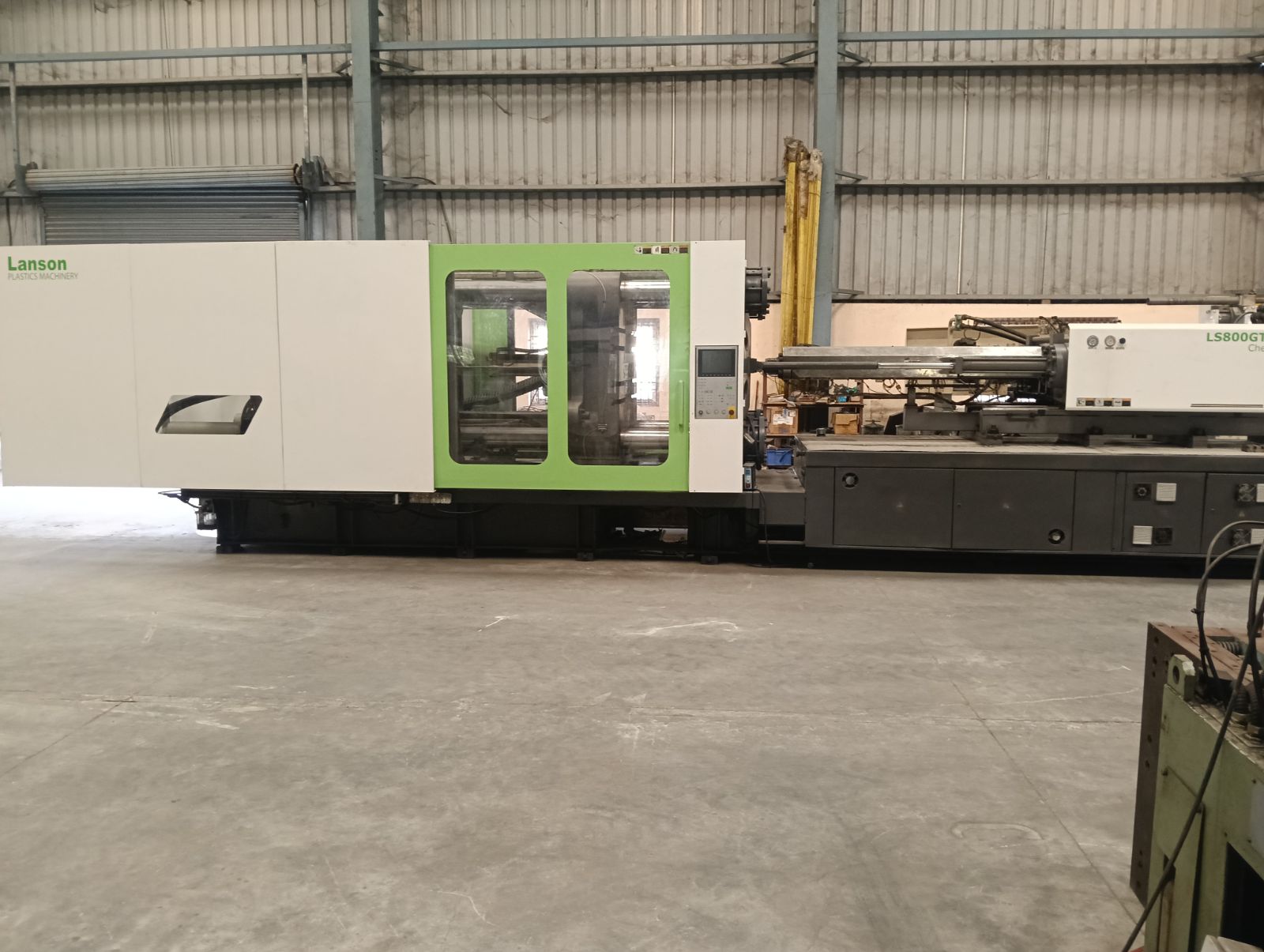 Imported LANSON LS 800 GT - S 800 ton Excellent condition injection molding machine for sale