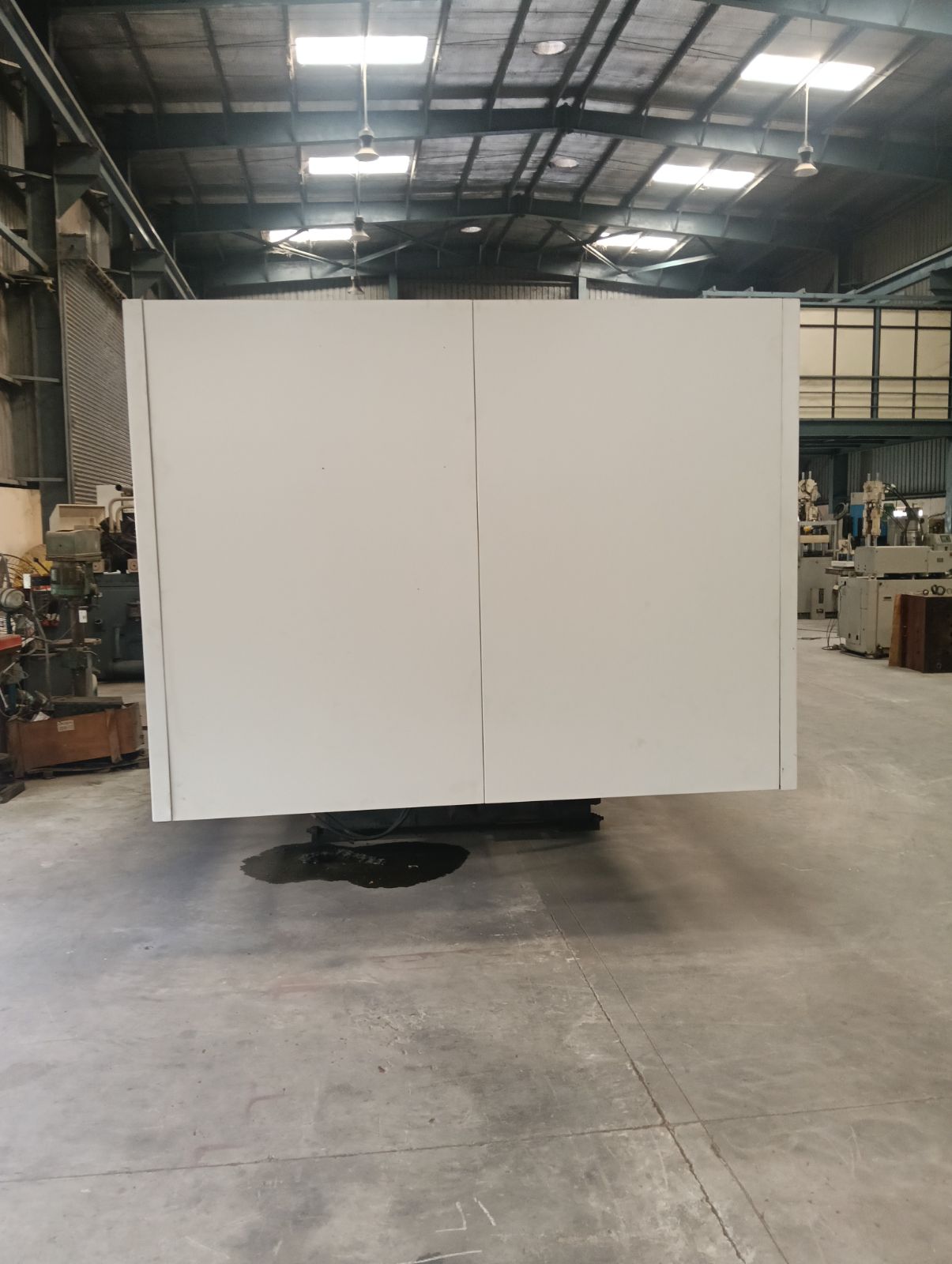 Imported LANSON LS 800 GT - S 800 ton Excellent condition injection molding machine for sale 2