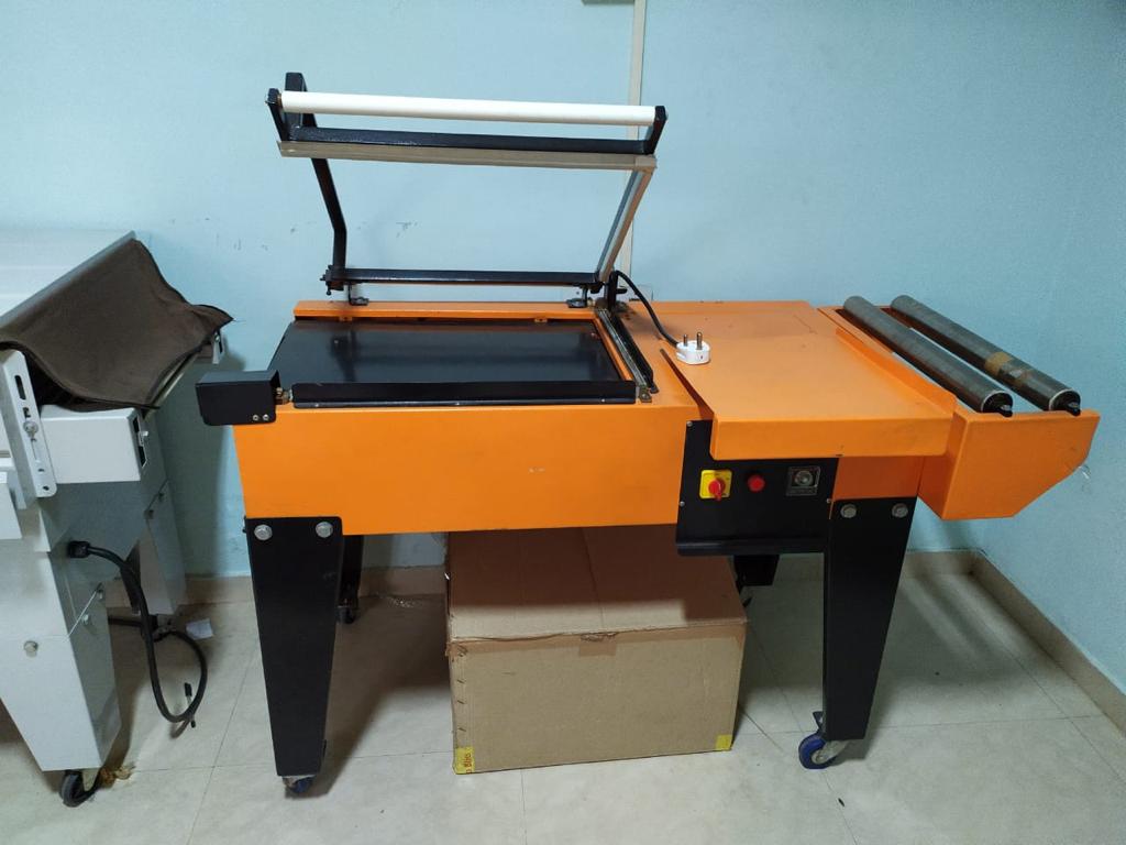 COMPLETE SHRINK WRAPPING LINE – LOW HOUR USAGE 3