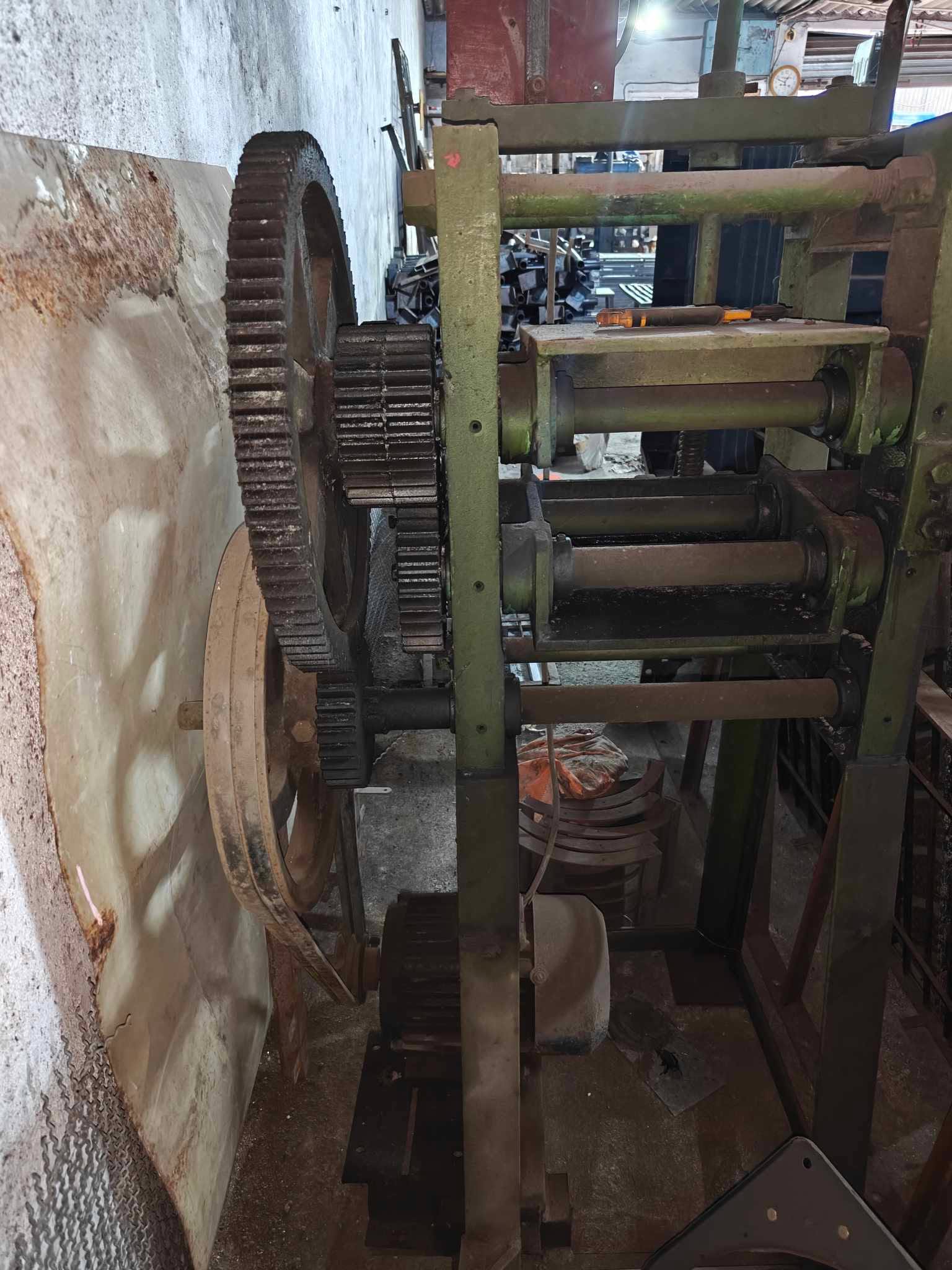 Wire Mesh / Jali Making Machine 7