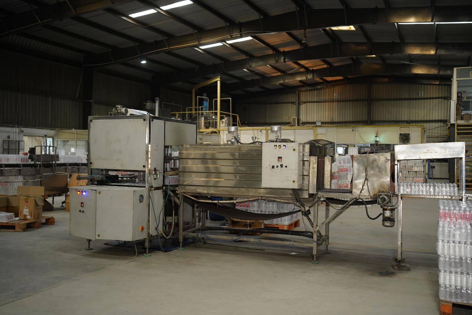 Jaisat — Automatic Multi-Track Shrink Wrapping Machine