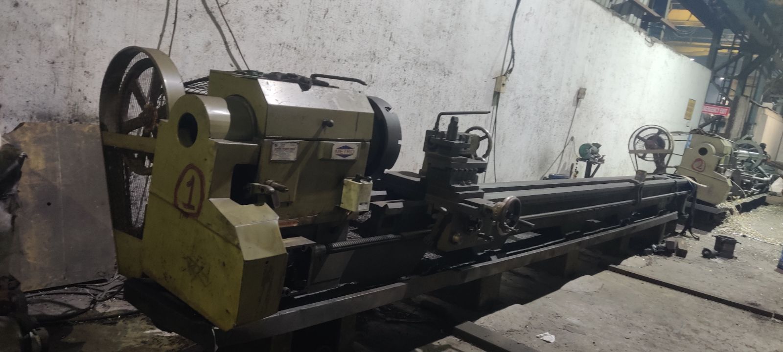 LATHE machine 2