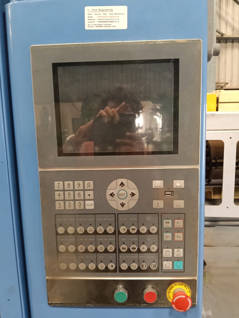 ATEC HC 600 - 600 ton injection molding machine 6