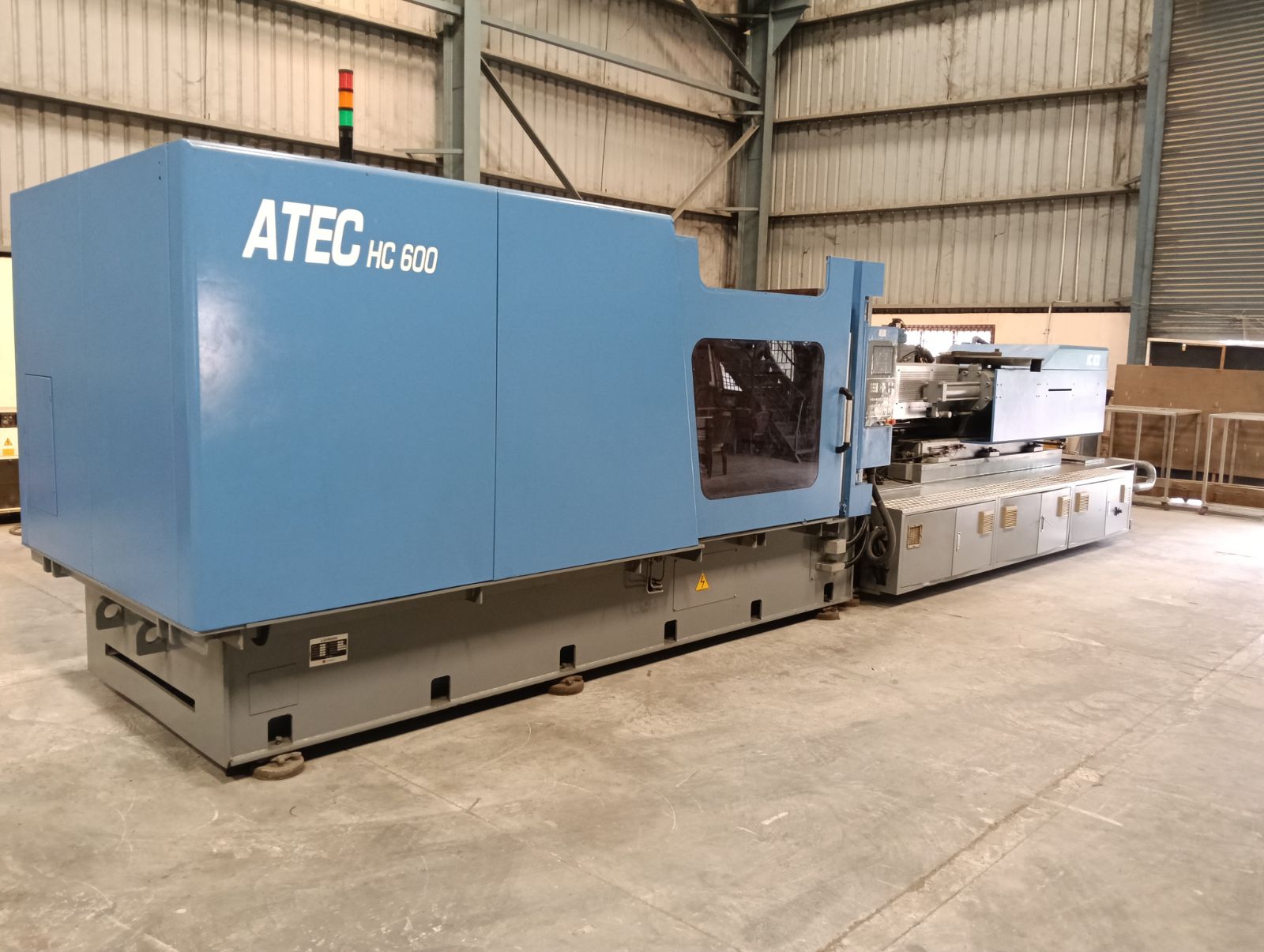 Imported ATEC HC 600 ton Excellent condition injection molding machine for Sale