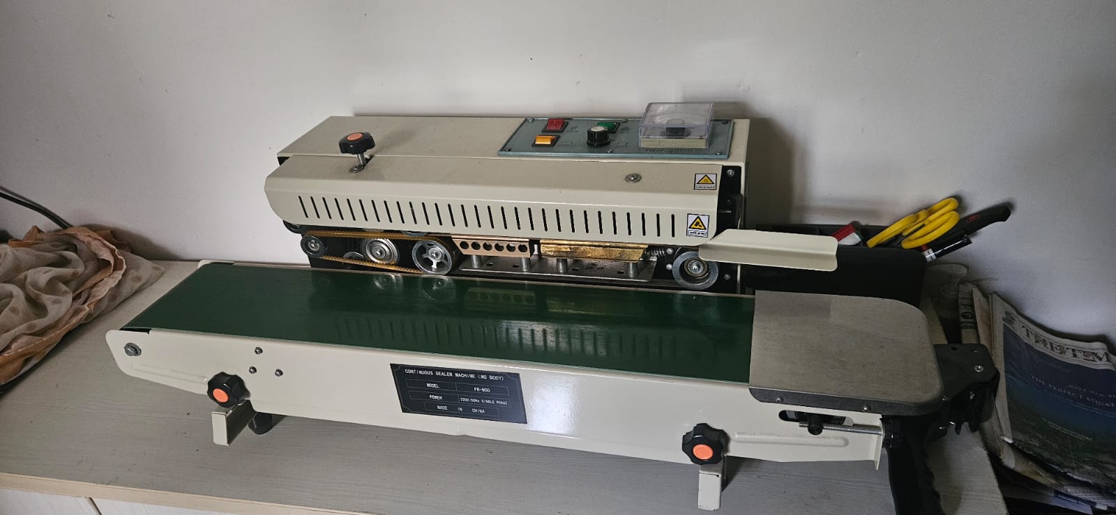 Sealing Machine 
