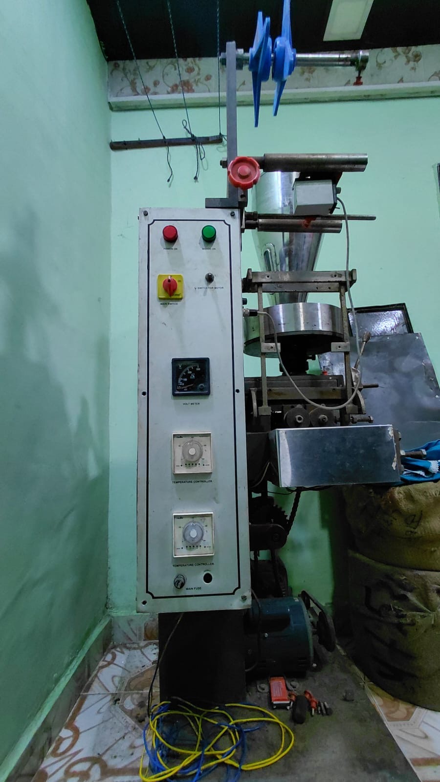 Automatic pouch making machine 5